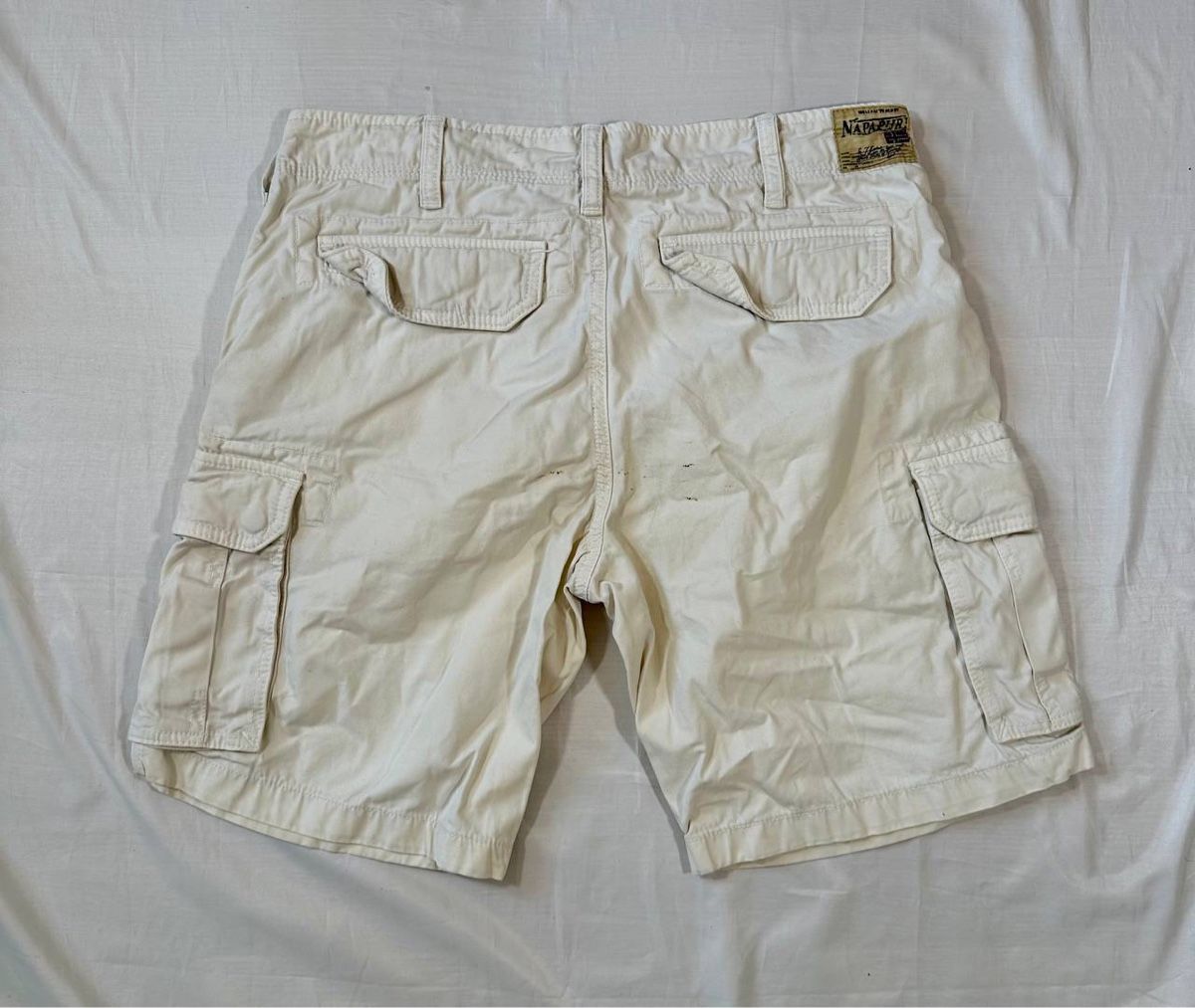 Napapijri Pantalons: Napapijri Kurzehose – D'occasion à Pfäffikon ZH par Nataliia. 3