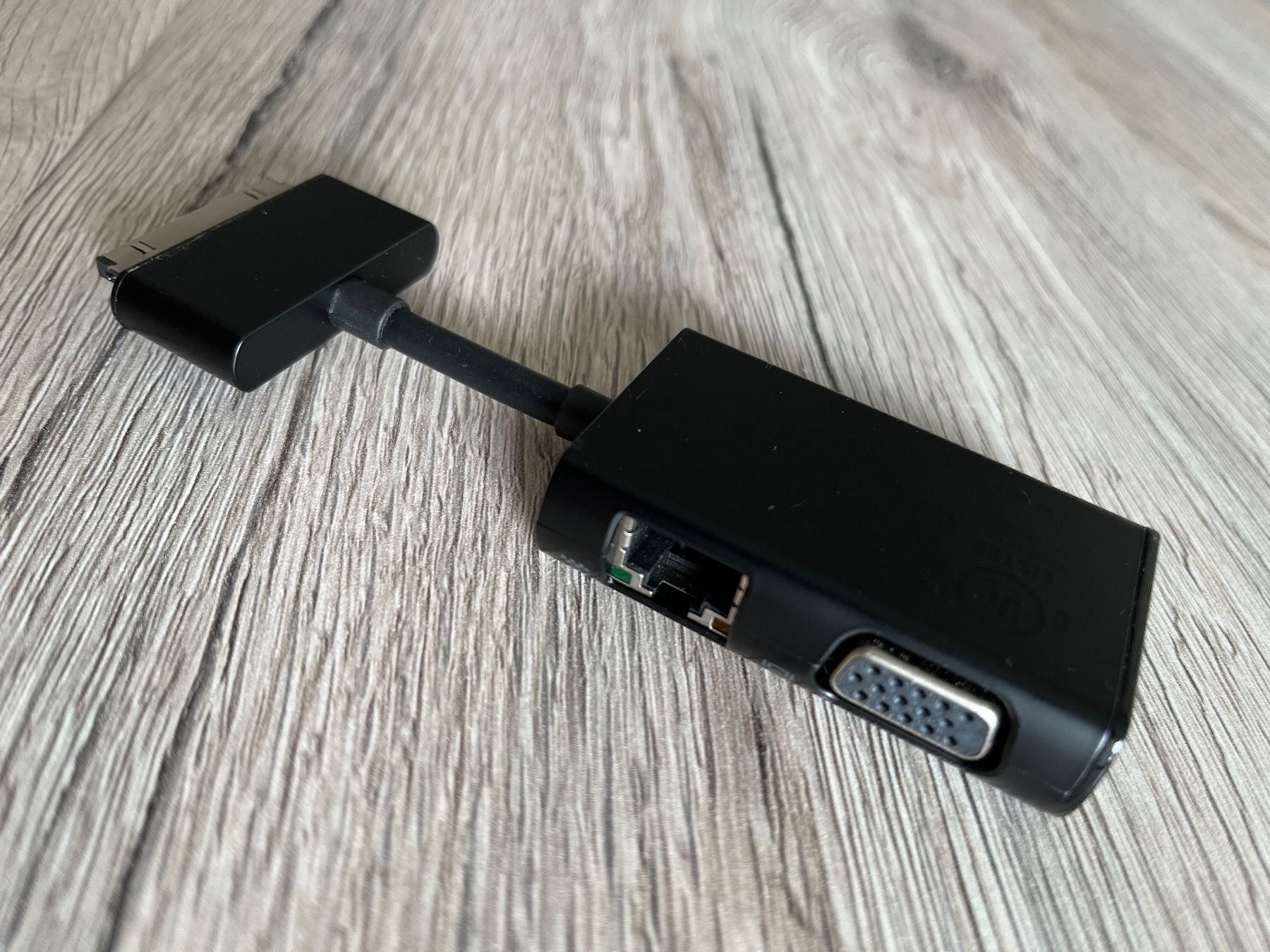 Hewlett Packard Unità & Adattatore: HP Dock Connector - Ethernet & VGA Computer Laptop – Usato da Baar venduto da Charbin 1