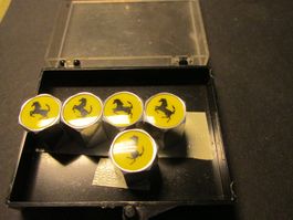 FERRARI Ventildeckel aus Alu NEU ! ! !