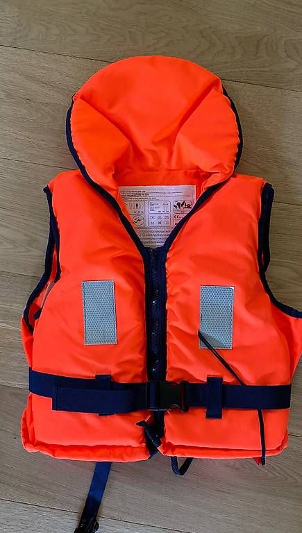 Giubbotti di salvataggio: Gilet de sauvetage – Usato da Epalinges venduto da car_5ysg