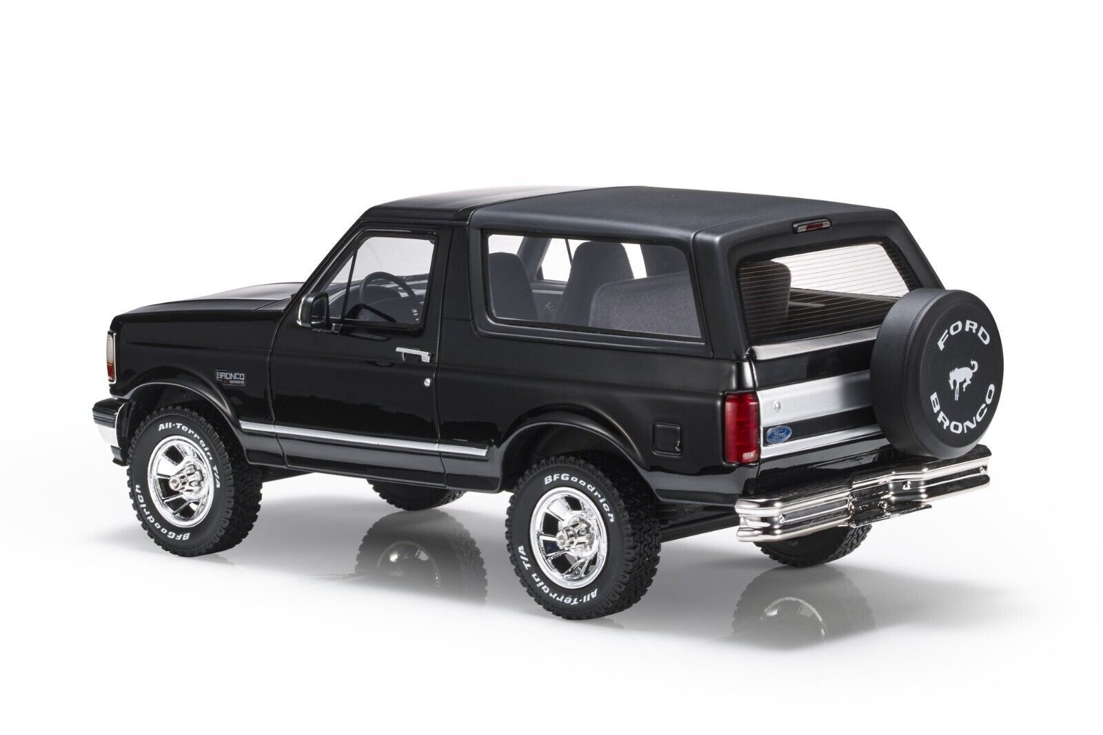 Ford Modellautos: Ford Bronco 4x4 1992 - 1/18 – Neu und originalverpackt aus Wohlen AG von PrivatSammlung 1