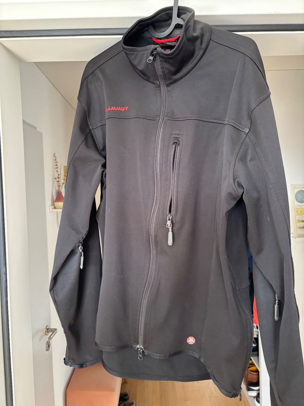 Mammut Giacche: Mammut - Jacket windbreaker – Usato da Glattpark (Opfikon) venduto da MRiva