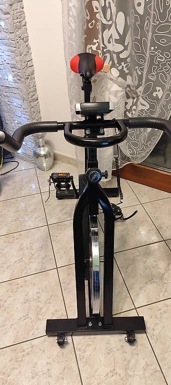 Hometrainer: Spinning bike  – Neu und originalverpackt aus Stabio von gia_x56y