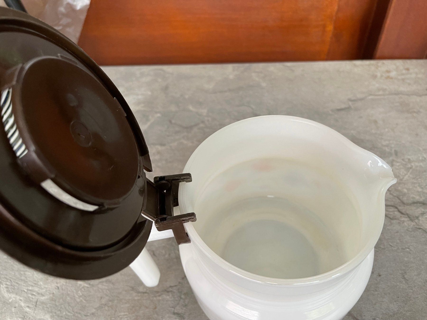 Caraffe: Krug aus Glas – Usato da Arisdorf venduto da comestibles 1