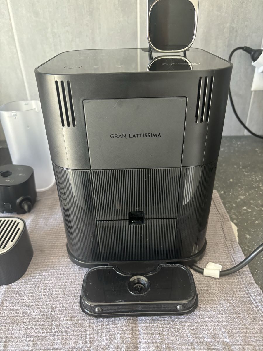 Nespresso Macchine per caffè & Macchine per espresso: Nespresso gran latissima – Usato da Solothurn venduto da Dudu92 2