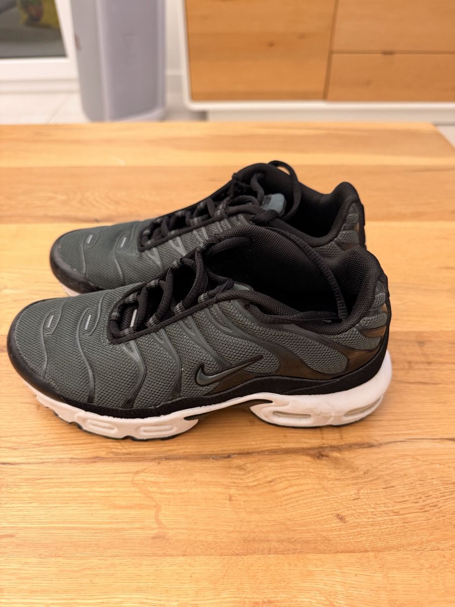 Herrenschuhe: Baskets Nike Air Max Plus TN taille 35  – Gebraucht aus Bellevue von dol_dfm2 2