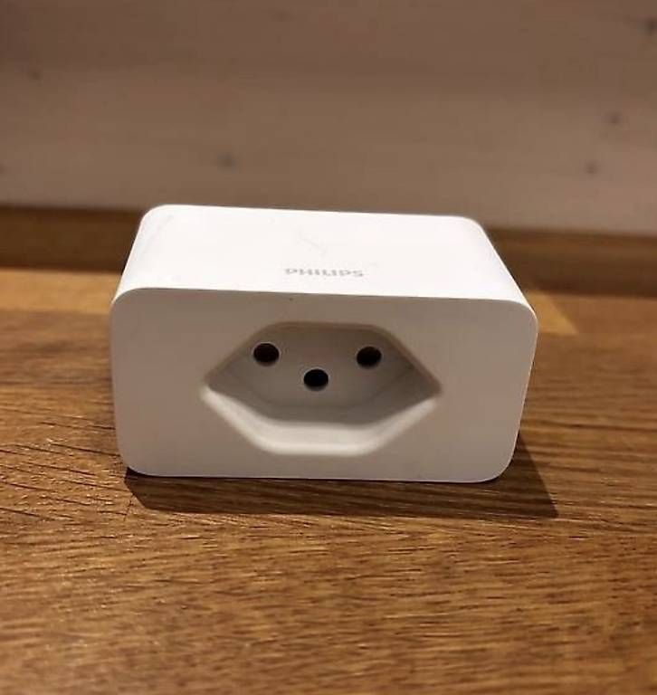 Spine: (2 Stk) Philips Hue smart Plug CH – Usato da Pfungen venduto da nicky79 1