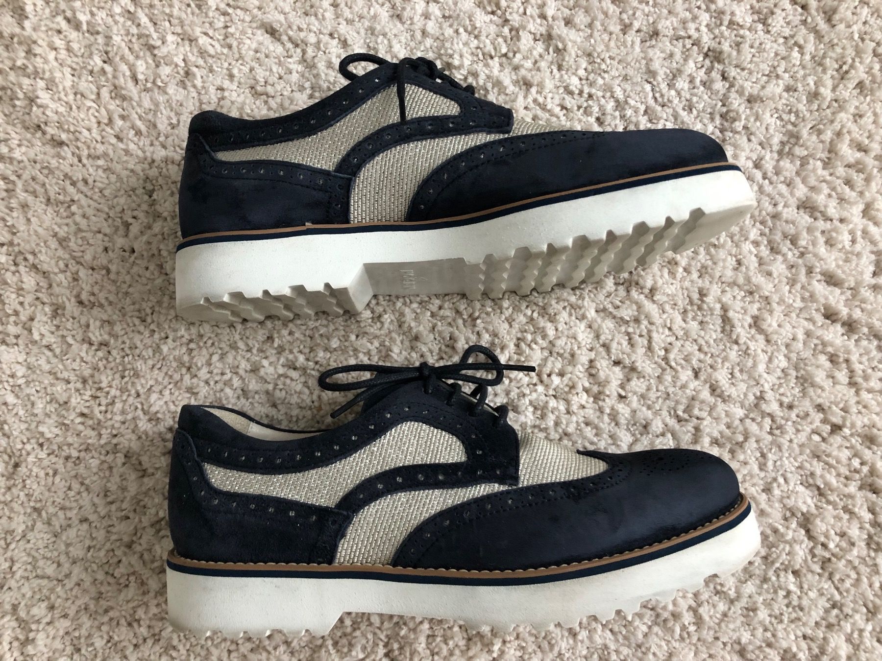 Hogan Damenschuhe: Hogan Damenschuhe Gr.36 neuwertig – Neu (gemäss Beschreibung) aus Horn von Resvi 1