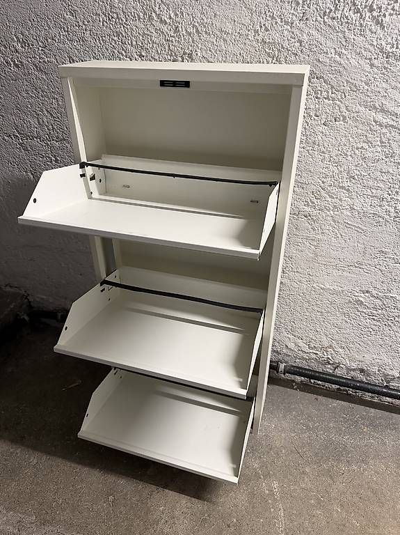 Autoribaltabili: Schuhschrank Metall – Usato da Thun venduto da loria100 1