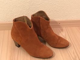 Bull Boxer Ankle Boots mit Absatz Wildleder Cognac Gr.40