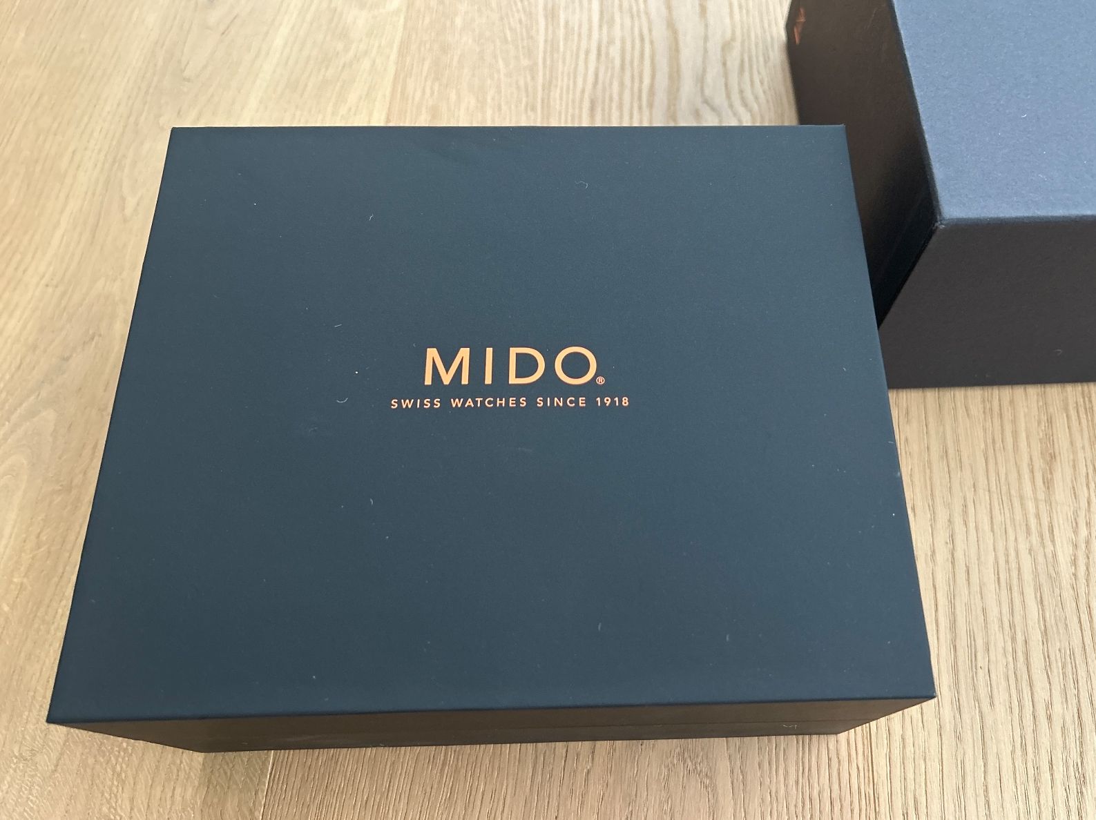Mido Montres: Mido - Uhrenbox – Neuf avec emballage d'origine à Fläsch par sus_69xn
