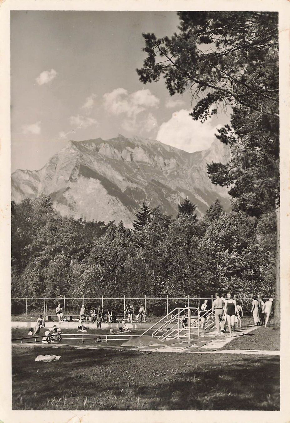 Cartoline postali: Bad Ragaz SG – Parkbad G – Usato da Biasca venduto da Blenio71