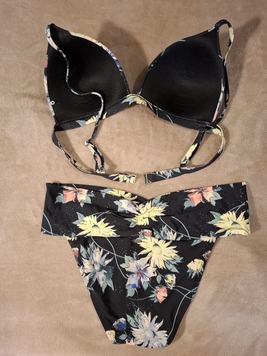 O'Neill Badekleider & Bikinis: Schöner Bikini von O'Neill, Gr.44 – Neu (gemäss Beschreibung) aus Brugg AG von IliaB 2