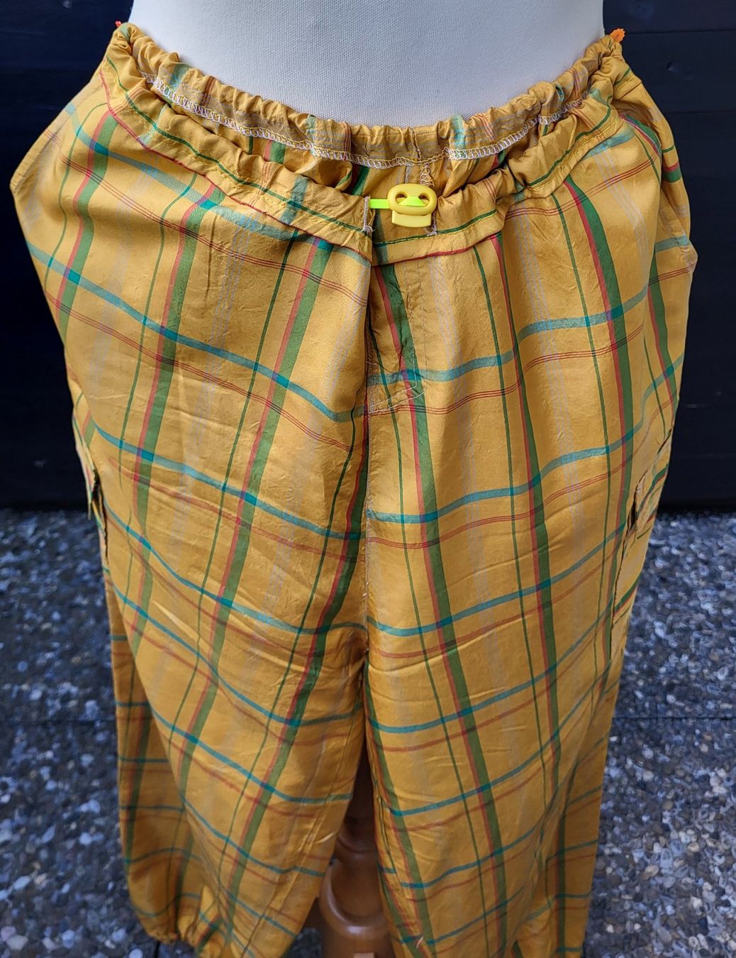 Anzüge & Kostüme: Veste & pantalon en soie – Neu (gemäss Beschreibung) aus Fribourg von VictoriaShop7 2