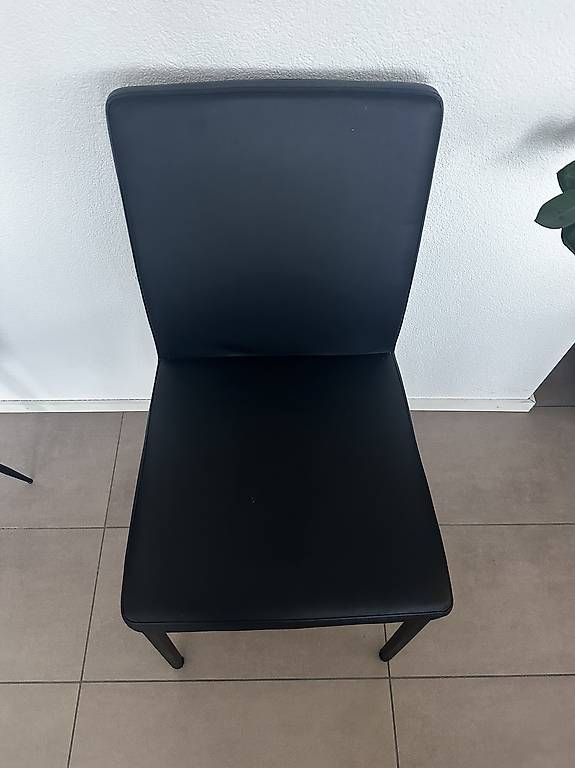 Micasa Chaises: Stühle schwarz – D'occasion à Kreuzlingen par nin_8c5m 1