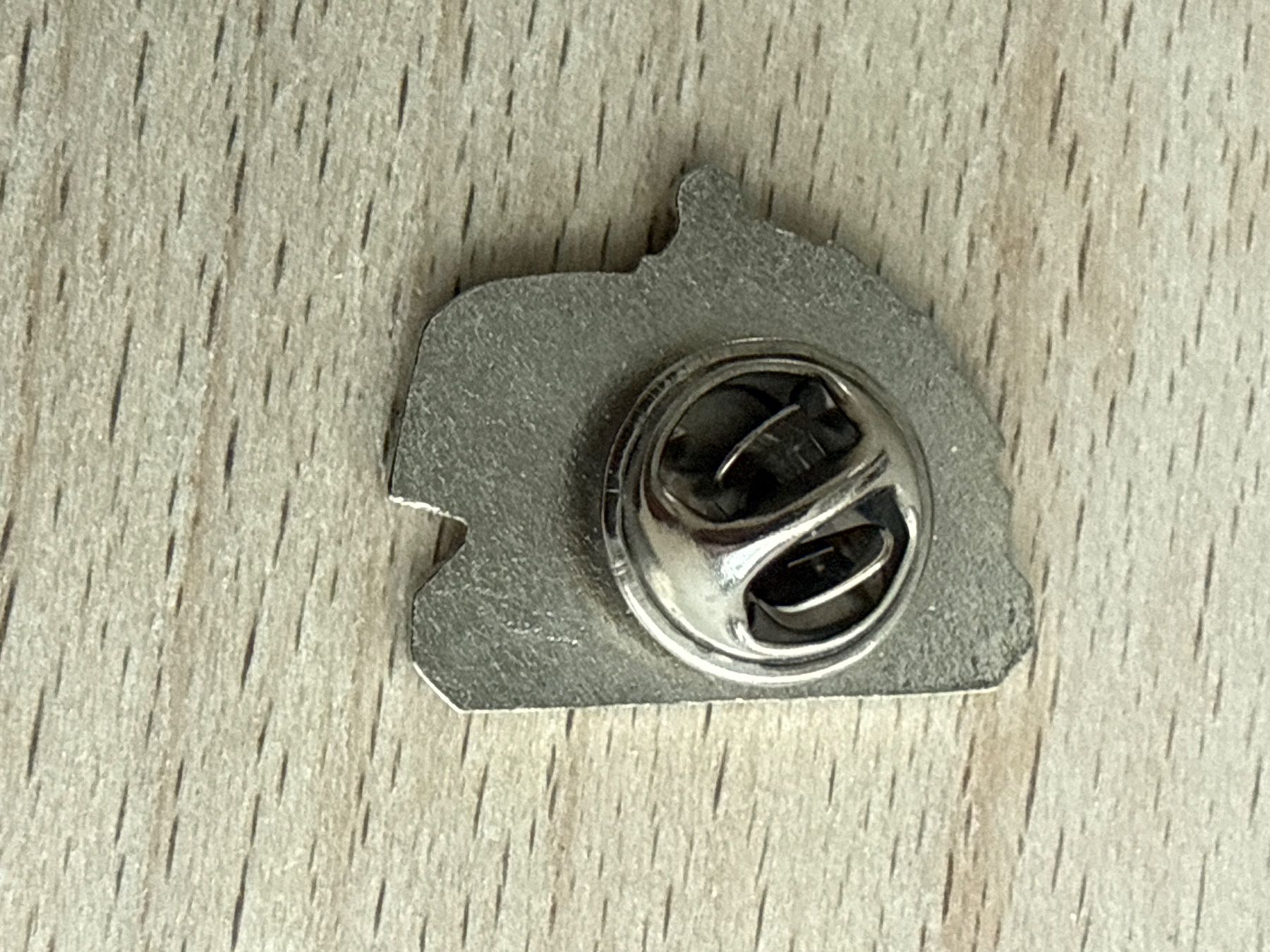Placchette & Badge: Pin Radio TV Steiner – Usato da Glattbrugg venduto da Schweigmatt 1