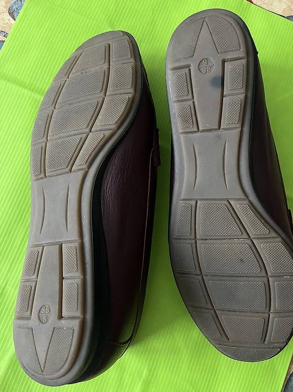 Damenschuhe: Mocassins bordeaux (T.38) – Neu (gemäss Beschreibung) aus Genève von rol_v8q2 4