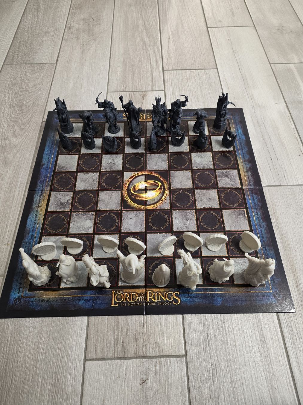 Giochi: Schach Herr der Ringe – Usato da Dorf venduto da Echo_Elements 5