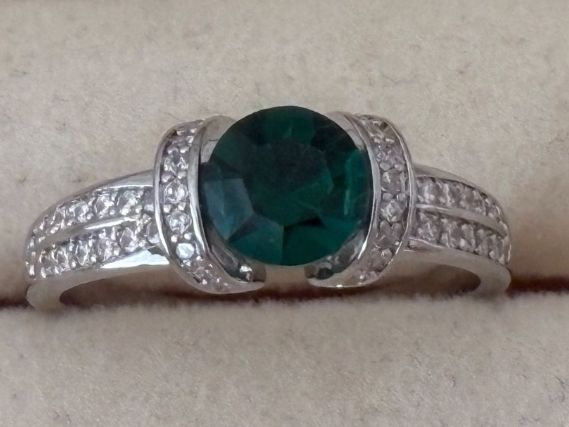 Anelli: Luxus Elegante Gr.18/8 Ring Farbe: Silber/ Grün – Nuovo (secondo la descrizione) da Biel-Bienne venduto da Roserosse13 5