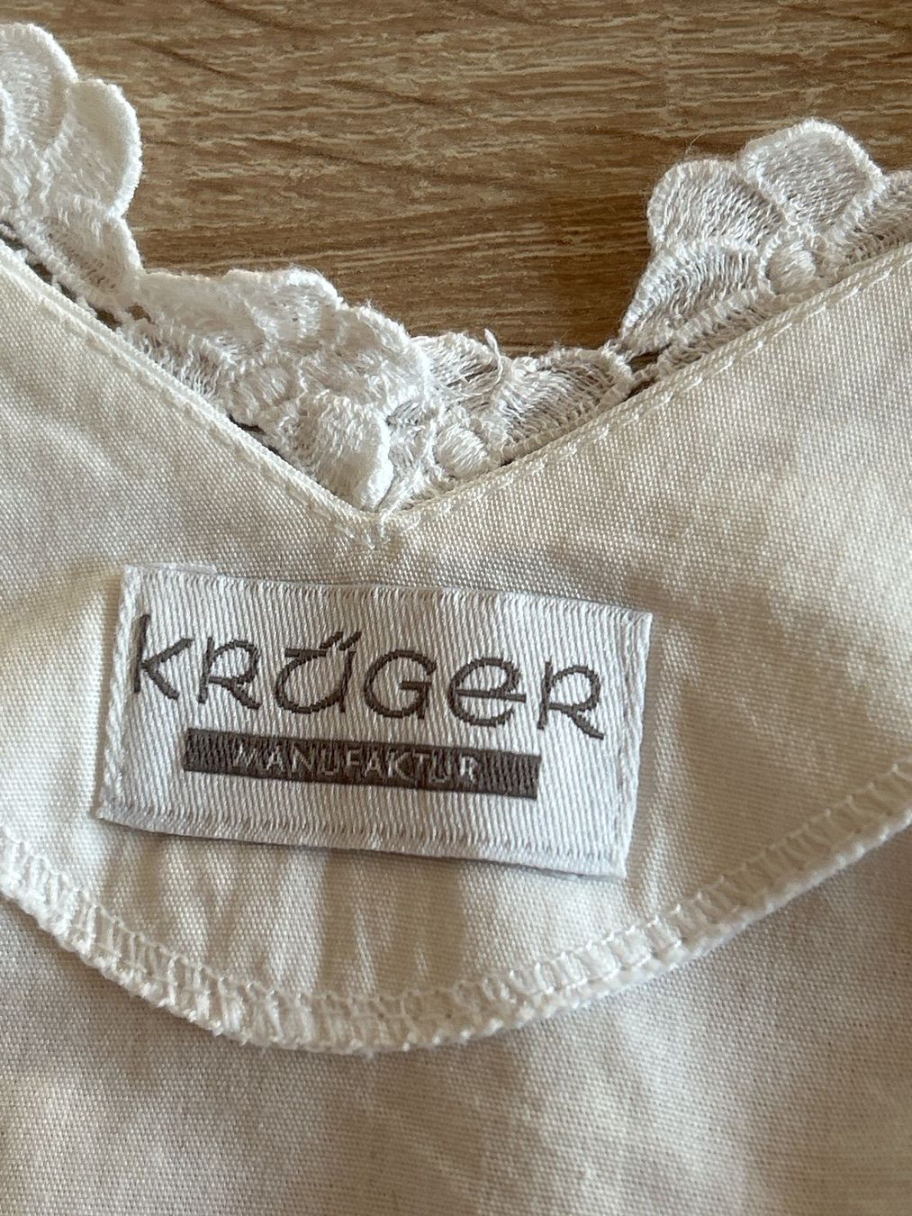 Krüger Camicette: Krüger Manufaktur Dirndlbluse weiss Gr.36 – Usato da Brunnen venduto da Nala2929 5