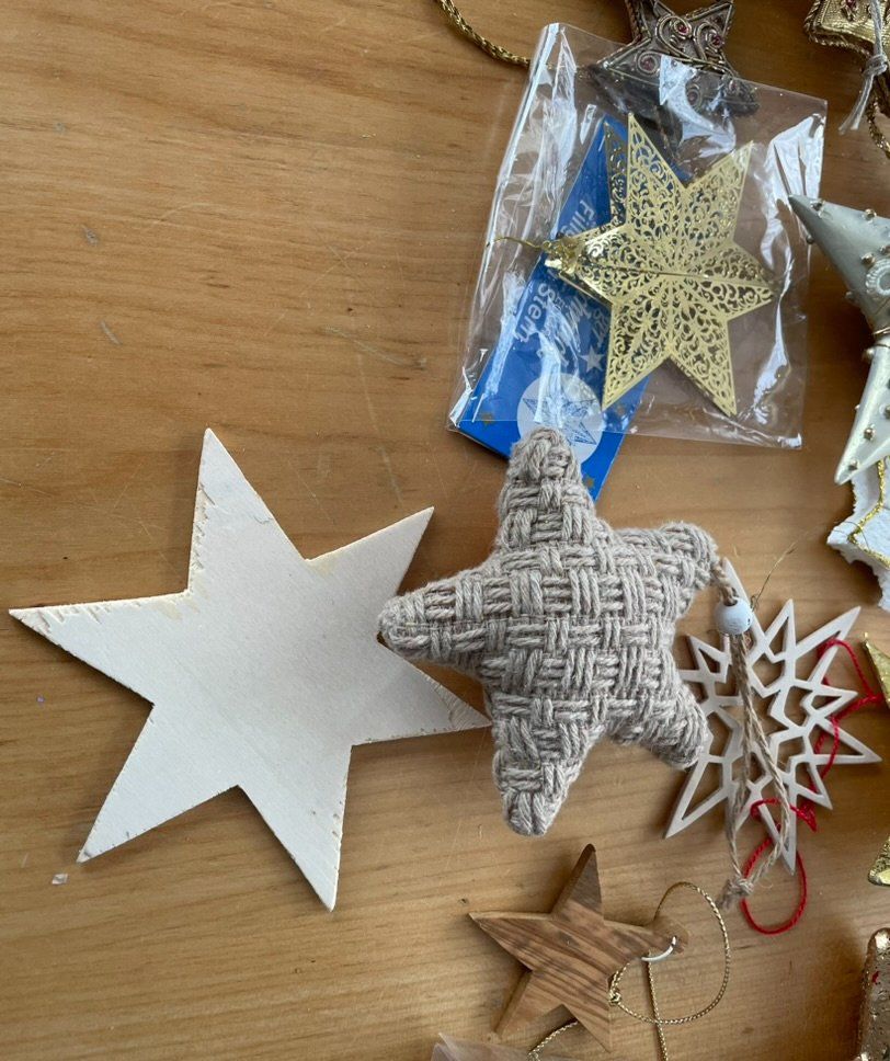 Tutte le decorazioni: Viele dekrative Weihnachtssterne für den Baum oder Geschenke – Usato da Zuerich venduto da Michel52 1