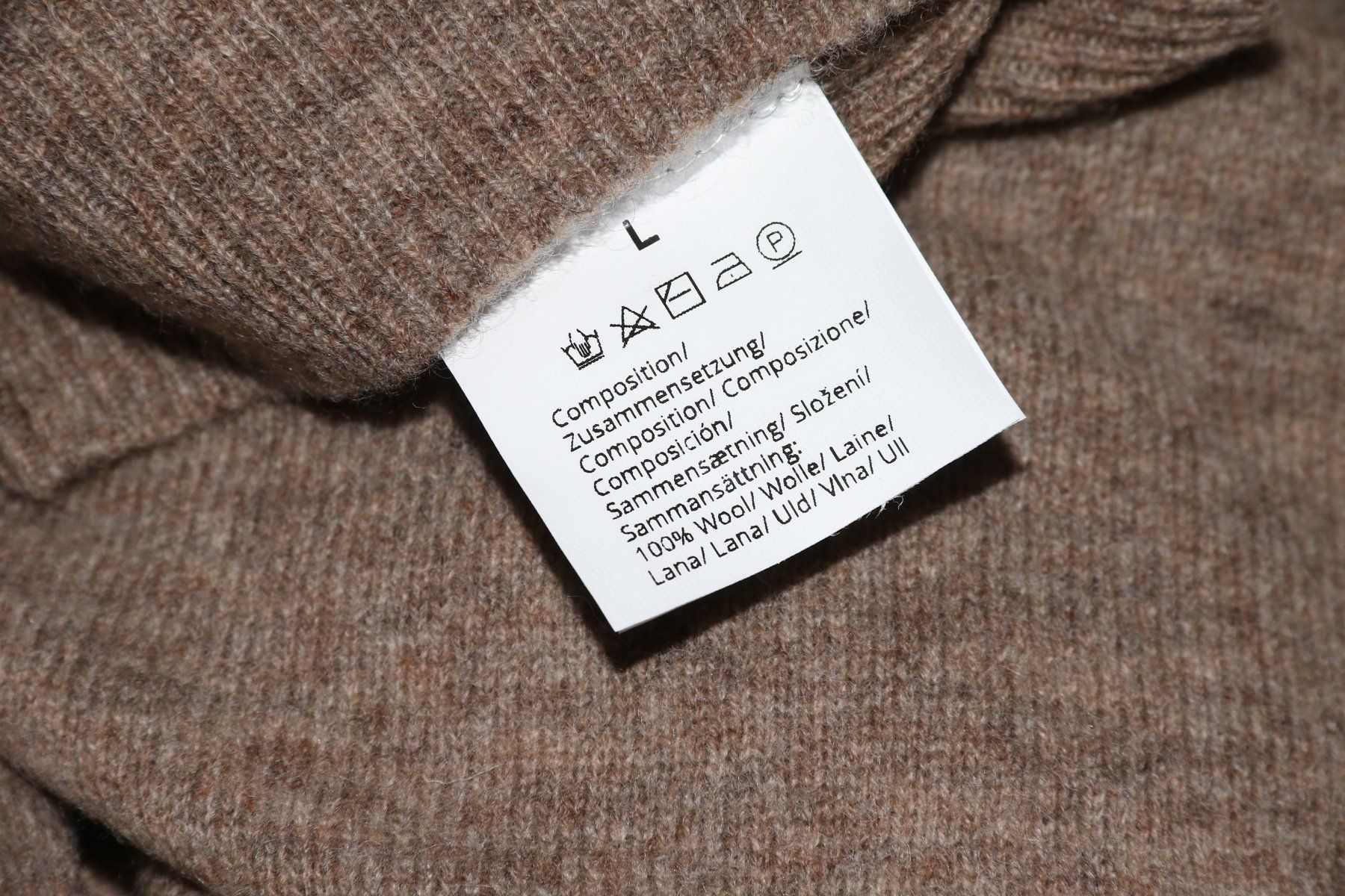 Pullover & Sweatshirts: Neuer hübsche Pullover aus 100% Wolle eher Gr.M – Neu (gemäss Beschreibung) aus Oberwil-Lieli von Svetlana28 7