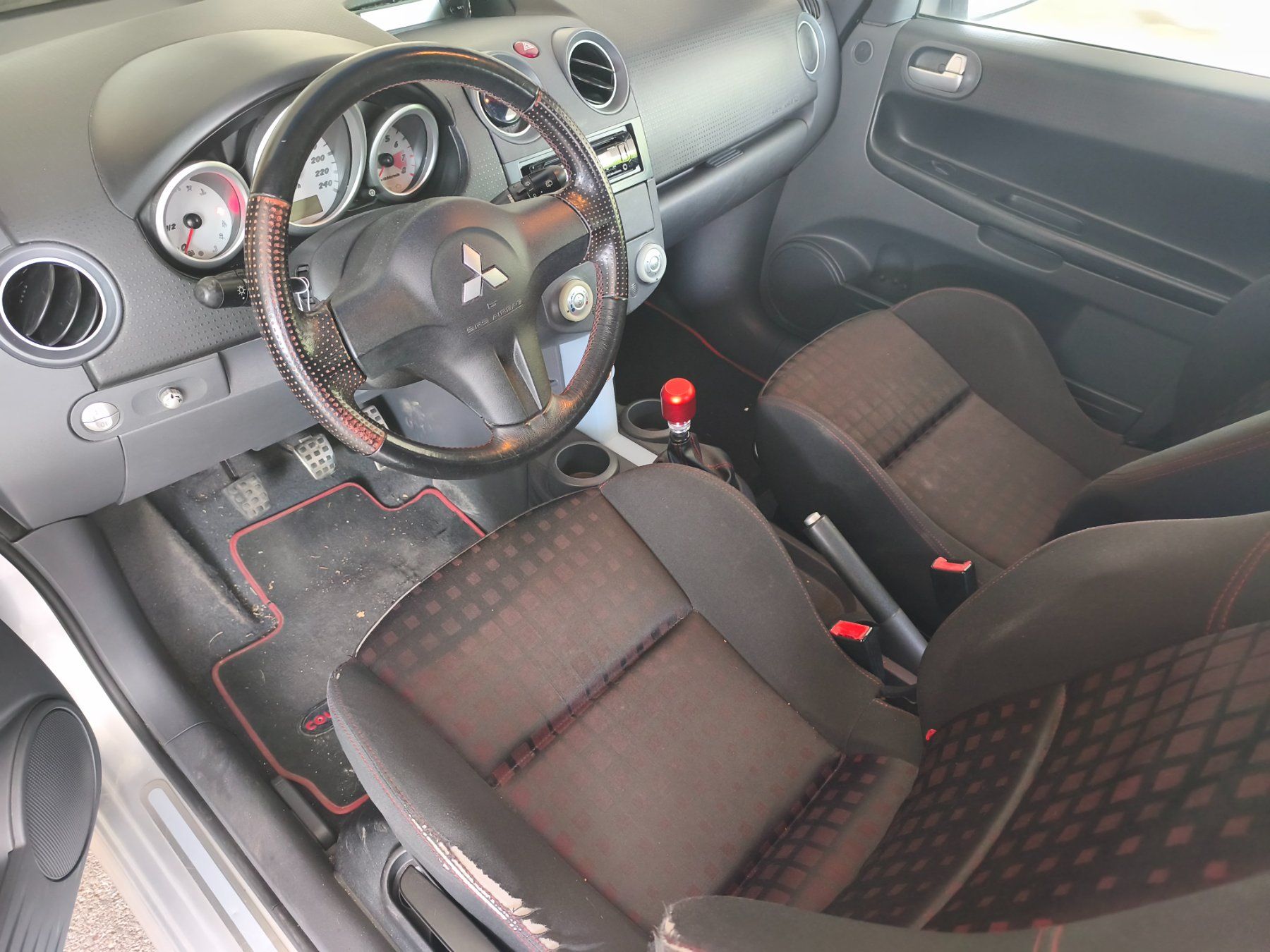 Mitsubishi Automobili: Mitsubishi Colt 1.5 CZT – Usato da Rüfenach AG venduto da Voodoo83 4