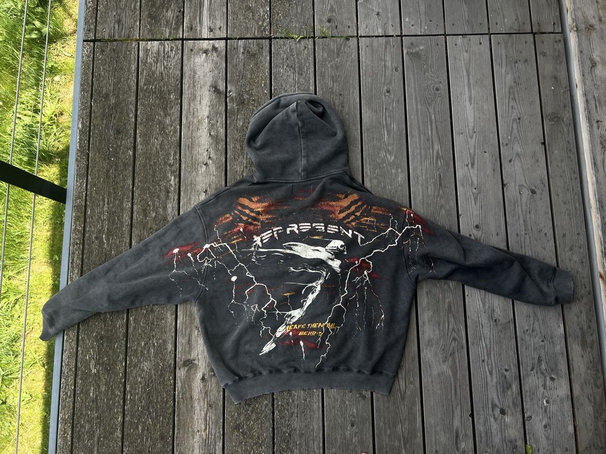 Represent Maglioni & Felpe: Represent Hoodie leave them all behind – Usato da Bürchen venduto da leo_66dc 4