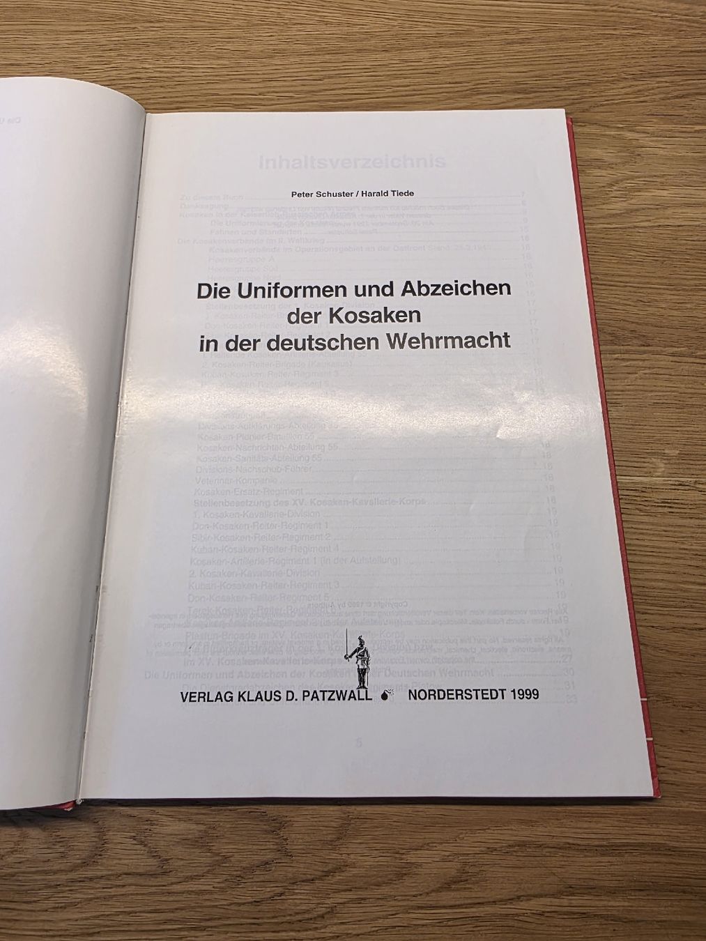 Libri: Die Uniformen und Abzeichen der Kosaken – Usato da Winterthur venduto da Eljabanebre 1