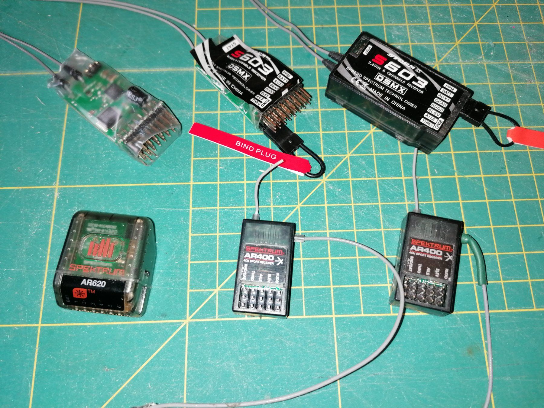 Spektrum Modellismo RC: Empfänger Spectrum ar620 ar400 dsmx s603 – Usato da Wetzikon ZH venduto da Bungeeair1