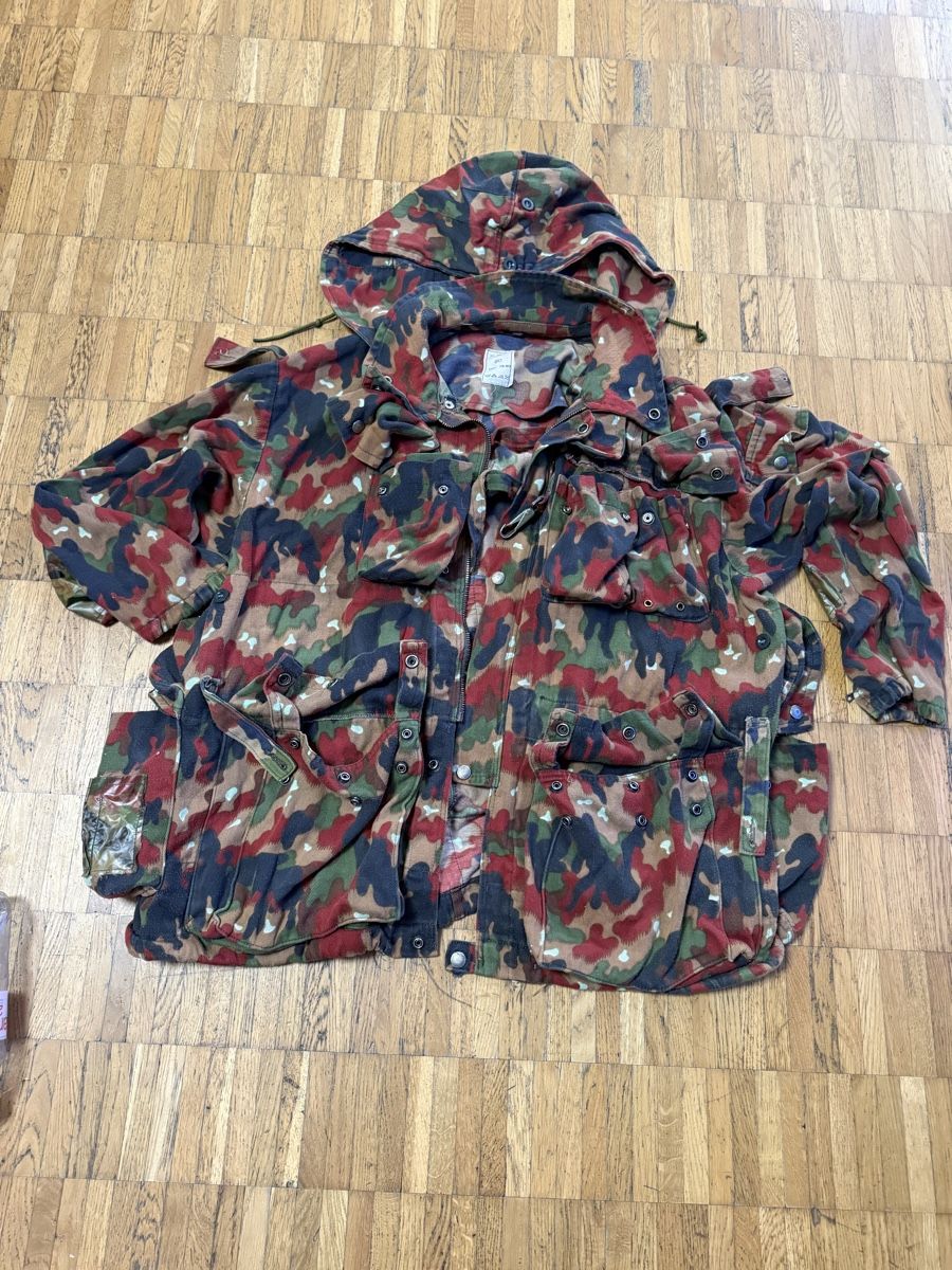 Schweizer Armee Uniformi: Original Kämpferjacke  – Usato da Monte Carasso venduto da Alexclio