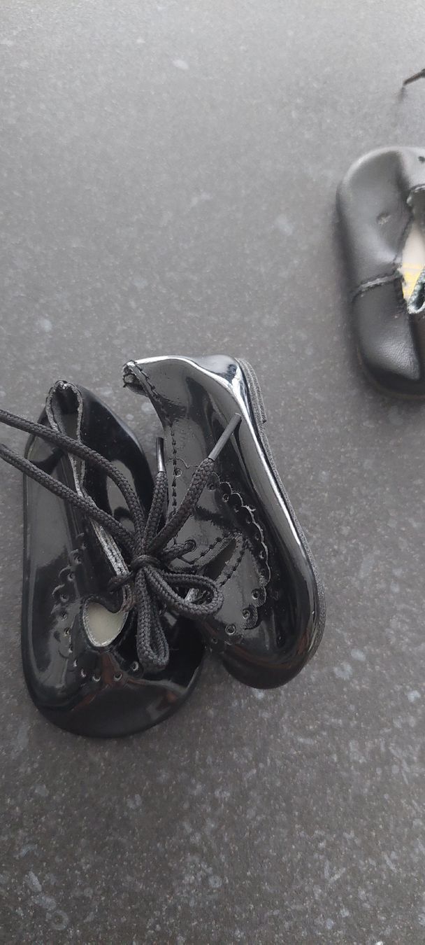 Poupées: 3Paar Puppenschuhe  – Neuf (Voir description) à Muri AG par nindo1 7
