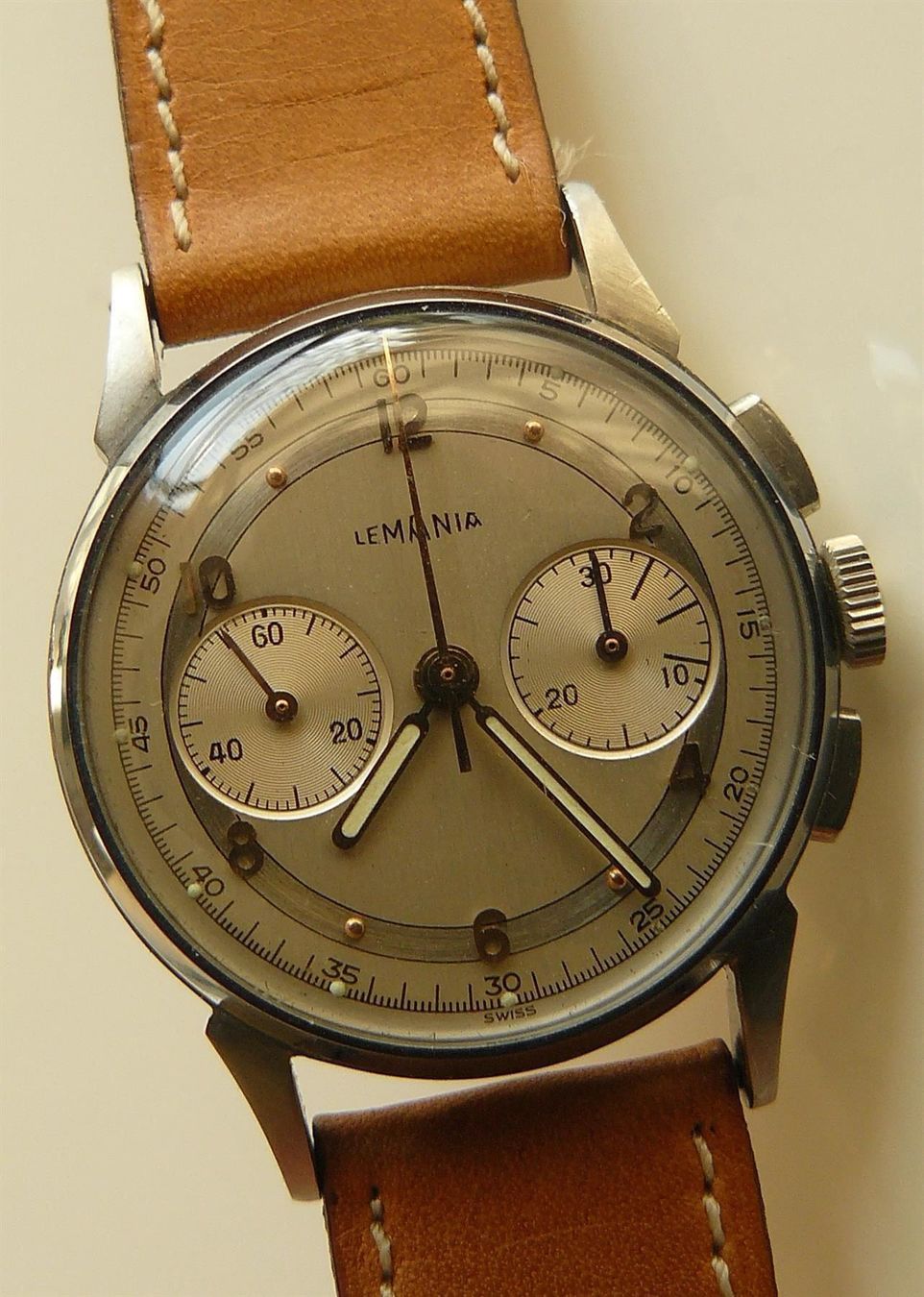 Lemania Uhren: LEMANIA Chrono Cal 1872 - ø 32 mm 1969 - Stahl - Handaufzug – Gebraucht aus Appenzell von Zimiuno 1