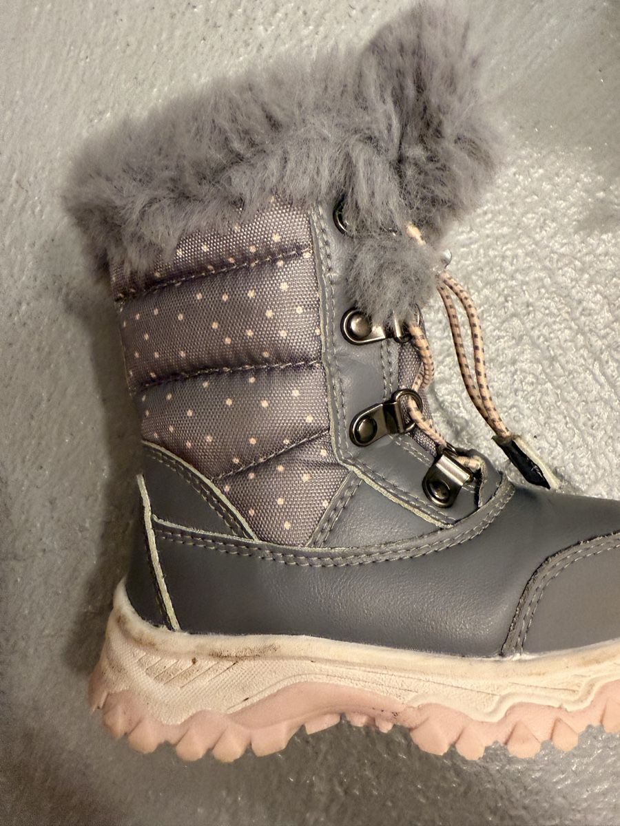 Next Scarpe da uomo: Winterstiefel Next Gr 23 – Usato da Illnau venduto da DuNa