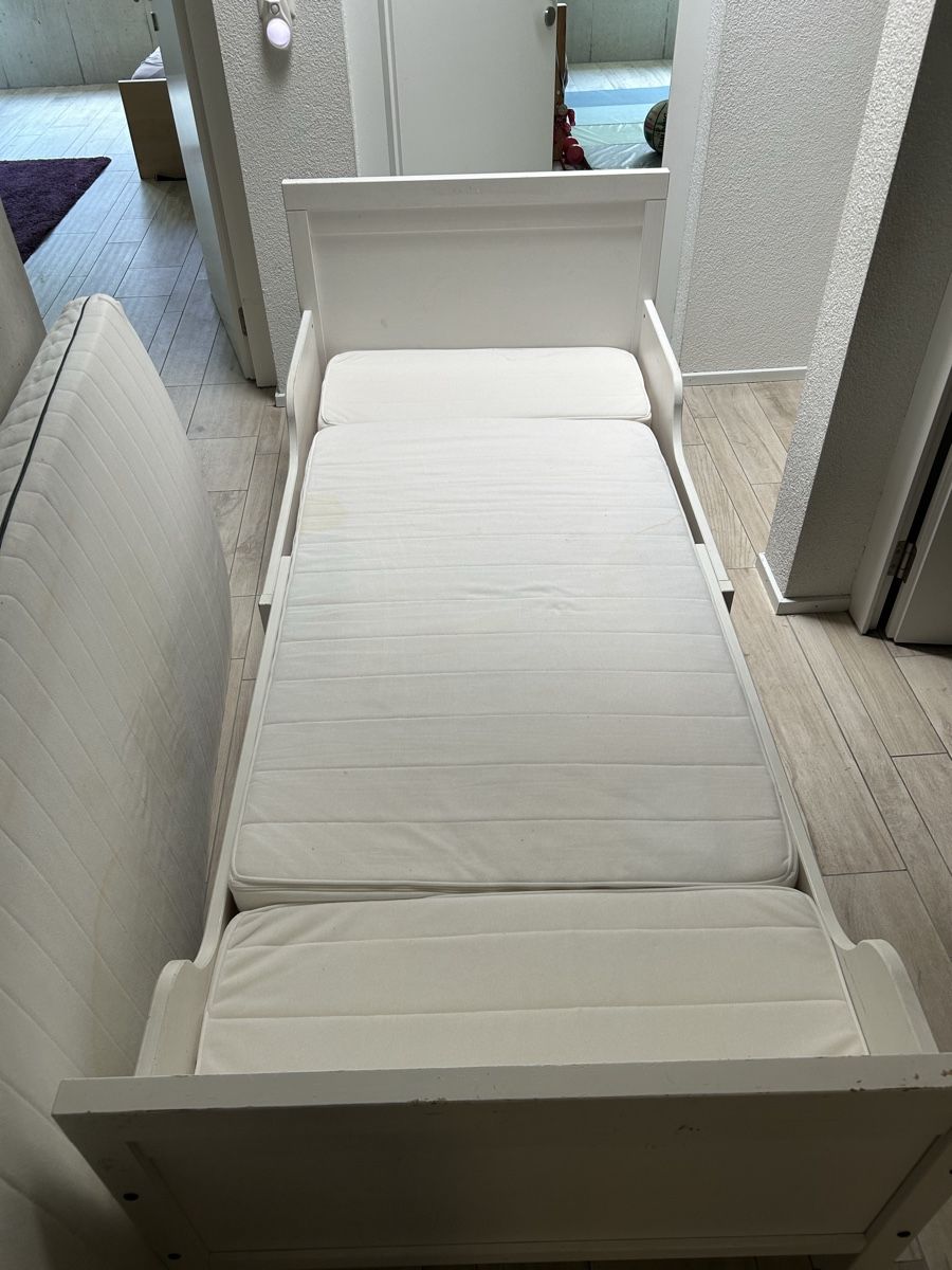 Letti: Bett Ikea verstellbar – Usato da Bassersdorf venduto da Chrigi1976