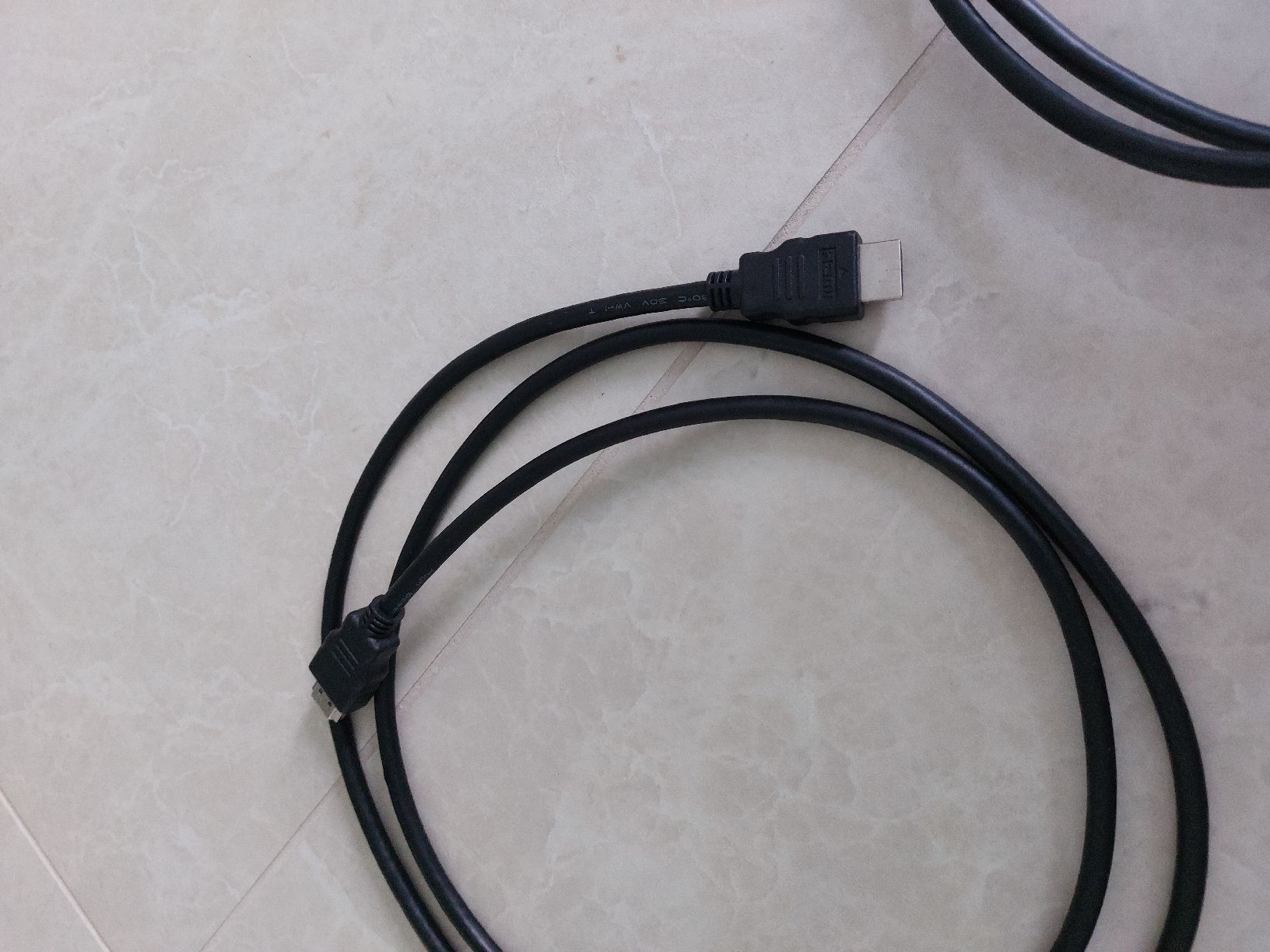 Kabel: hdmi – Gebraucht aus Studen BE von DGK_swiss 1
