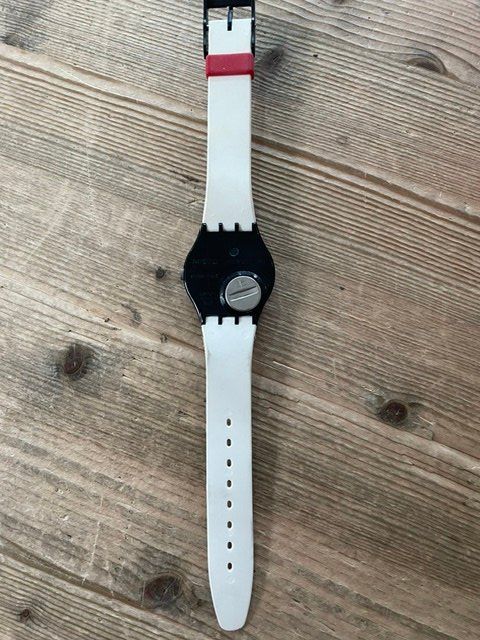 Swatch Orologi: Swatch Gent LOOKA (GZ700) – Usato da Neuhausen am Rheinfall venduto da galleria13 2