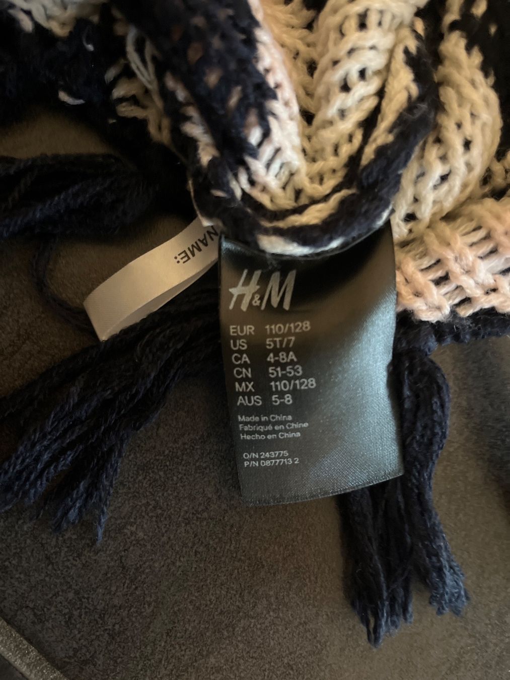 H&M Maglioni & Felpe: Poncho für Mädchen – Usato da Hausen AG venduto da gse_88xs 1