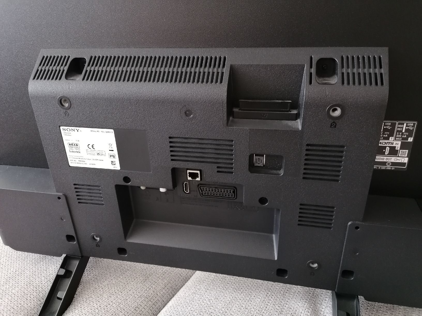 Sony Televisori: Sony 30" Flat Screen Smart TV – Works Great, No Power Adaptr – Usato da Zürich venduto da thesuccessnow 3