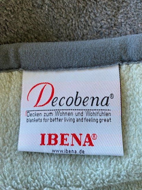 Decken: Schöne Wolldecken mit Blumenmuster, Top Zustand! – Gebraucht aus Ergisch von July64 4