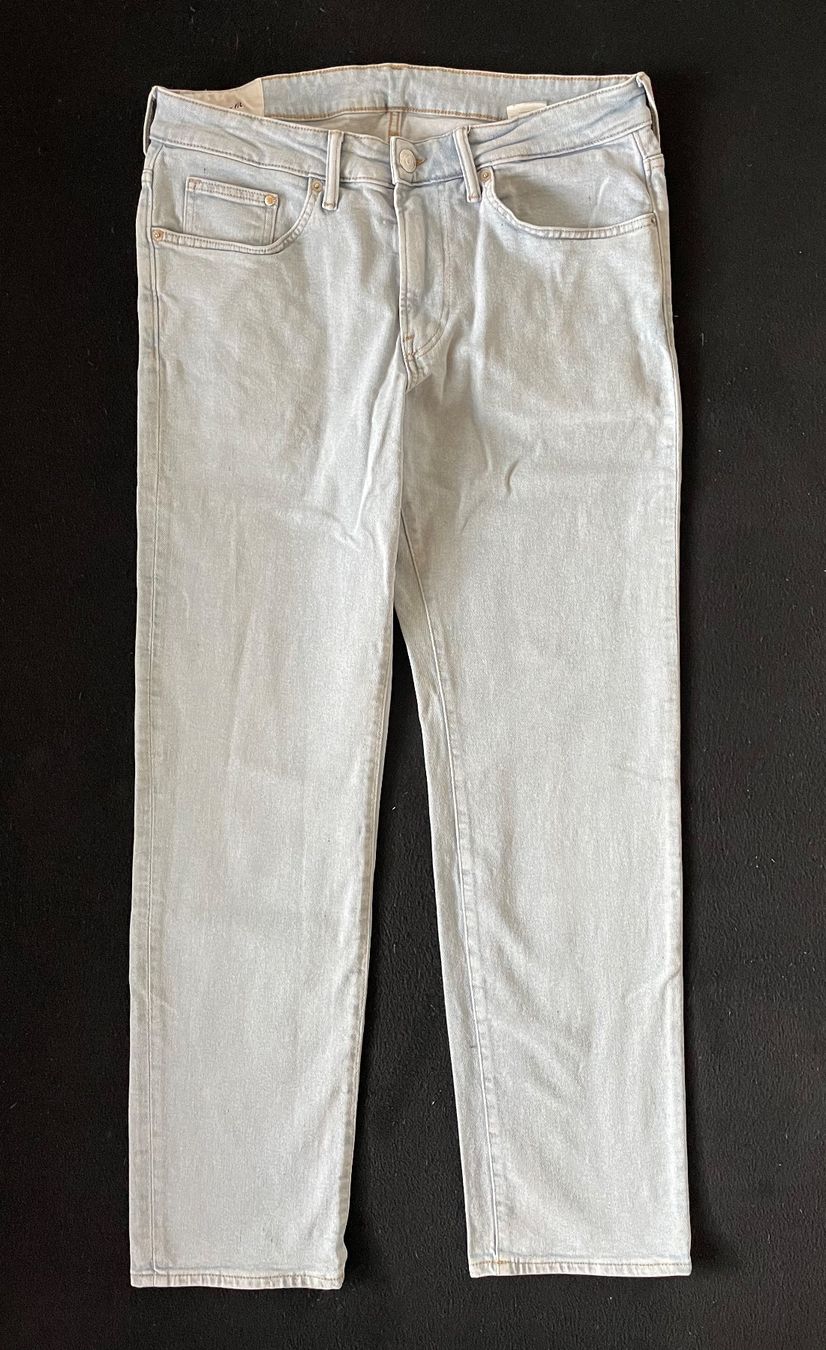 H&M Jeans: helle Jeans Gr. 33/32 – Usato da Rütihof venduto da solombra 2