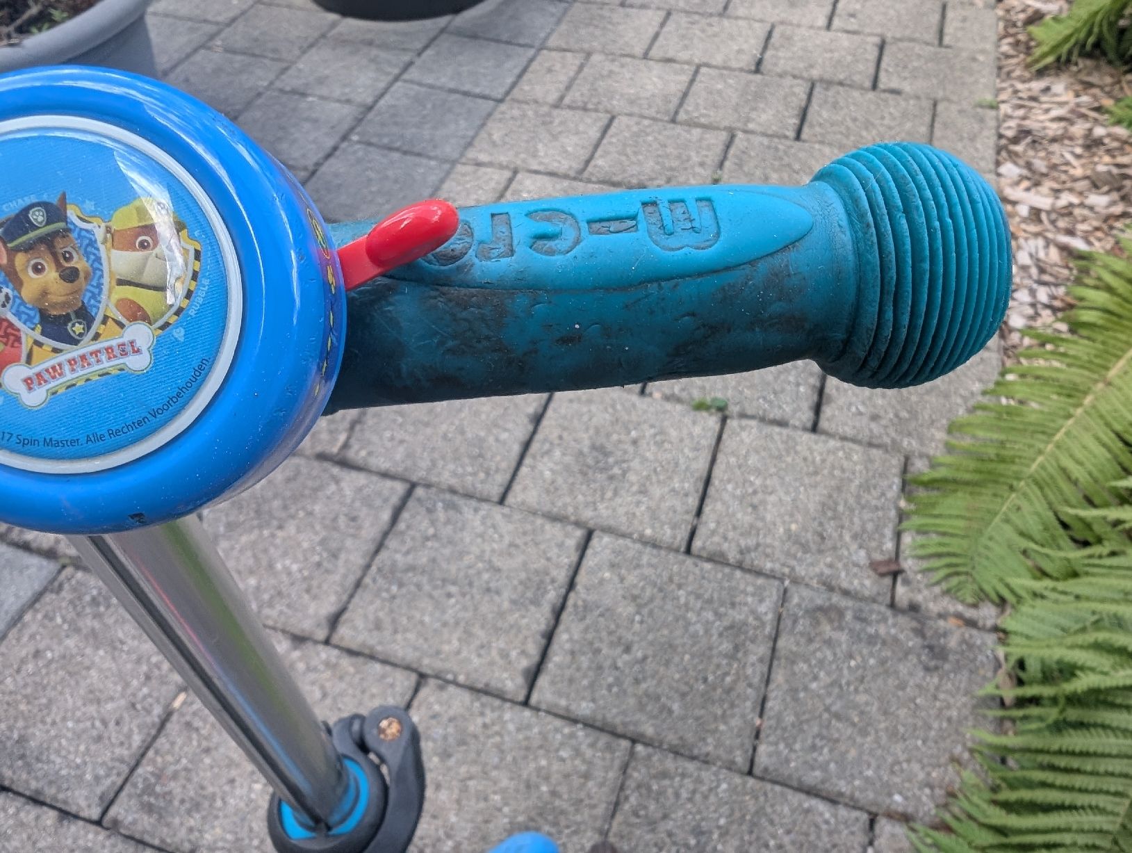 Micro Kickboard: Mini Micro Scooter blau gebraucht  – D'occasion à Bassersdorf par Rosaura 1