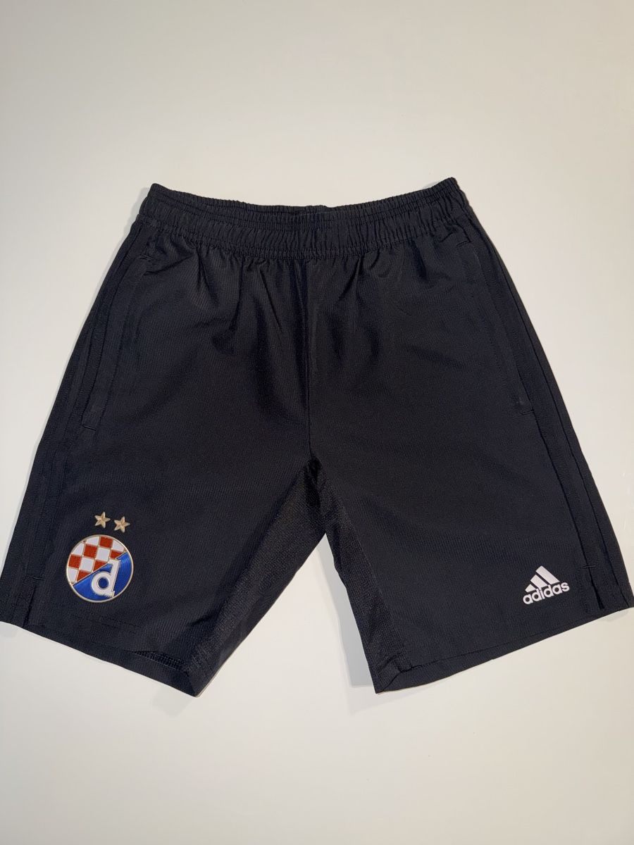 Adidas Trainer, Turnhosen & -trikots: Short de foot Dinamo, 152 – Neu (gemäss Beschreibung) aus Cologny von PEACEANDLOVE