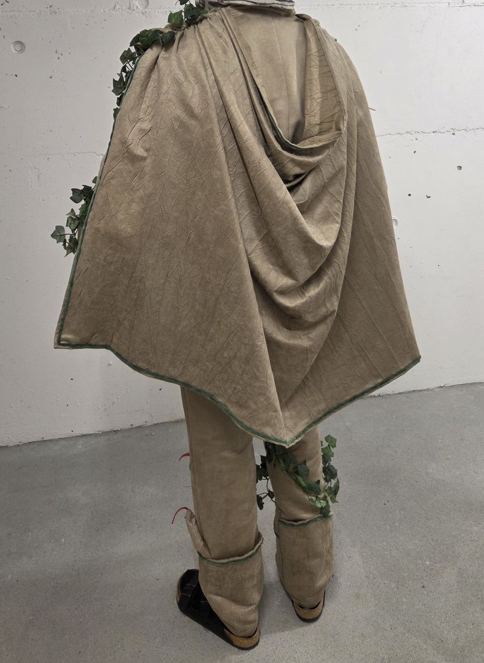 Costumi: Fasnachtskleid "Medusa" – Usato da Luzern venduto da Luha1 3