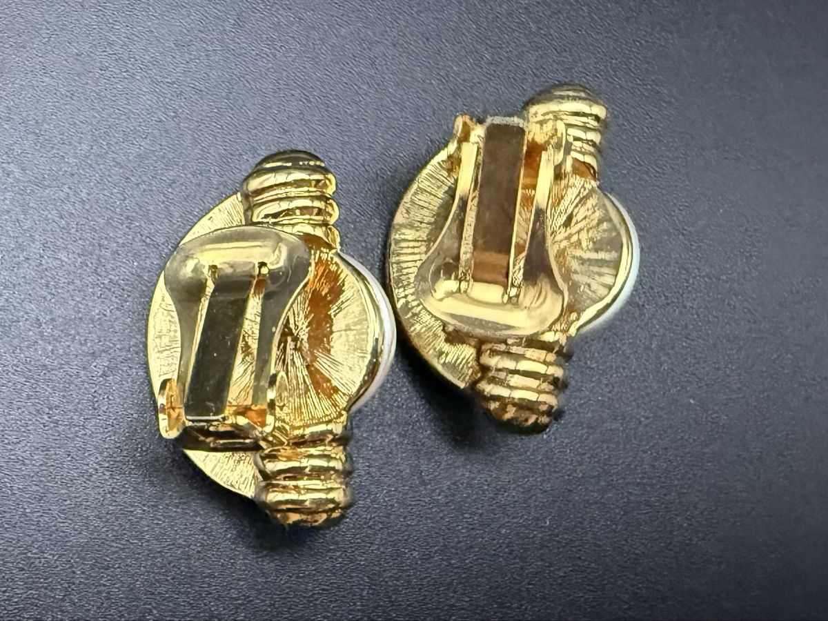 Ohrringe & -stecker: Vintage-Ohrringe Cabouchon Paris - Goldfarben – Gebraucht aus Lamone von LaCantinaMagica 5
