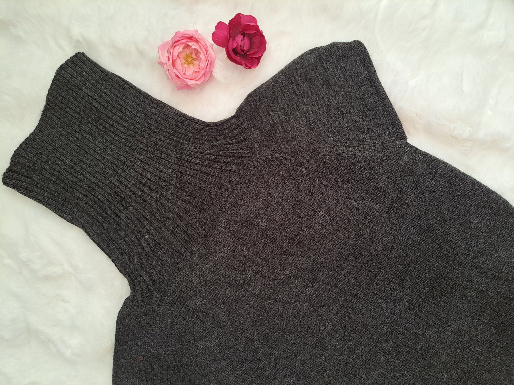 Pullover & Sweatshirts: Pull sans manches femme - Neuf -Taille S /Rollkragenpullover – Neu (gemäss Beschreibung) aus Petit-Lancy von ChezBerti 2