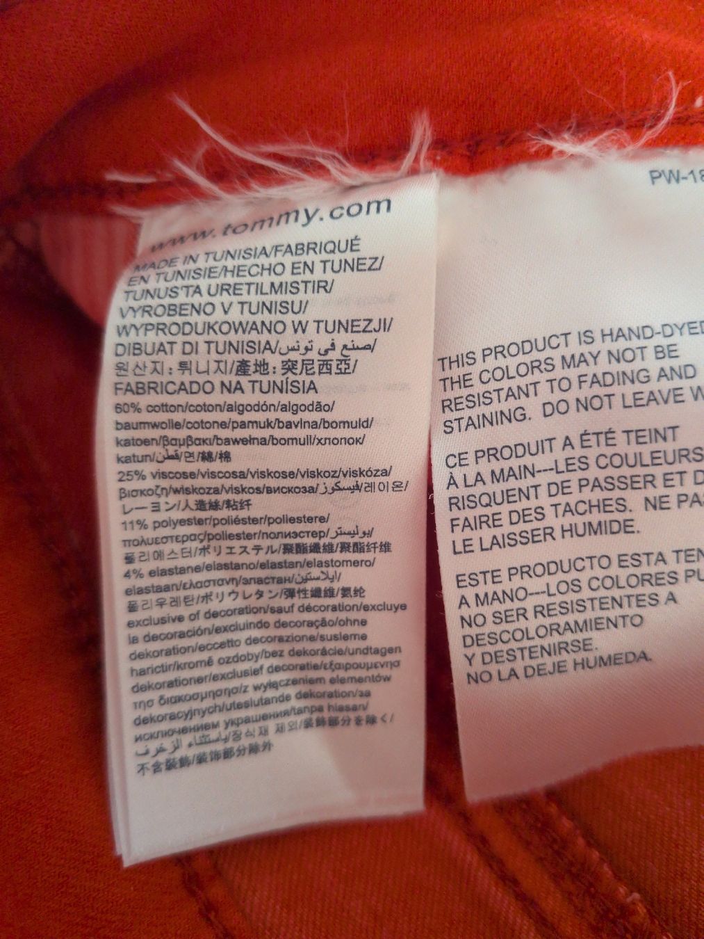 Tommy Hilfiger Jeans: Tommy Hilfiger Jeans  – Nuovo (secondo la descrizione) da Aarburg venduto da Noemi.H 5