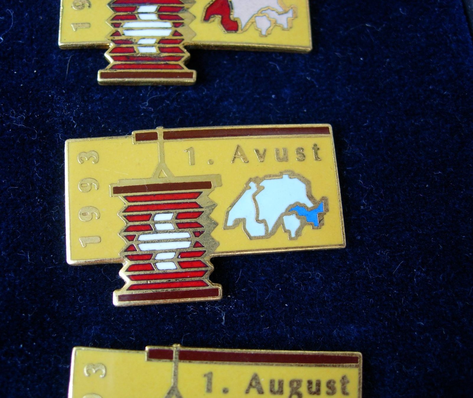 Broschen & Nadeln: 1 . AUGUST - ABZEICHEN -1993-Pins selten – Gebraucht aus Basel von Grbina64 2