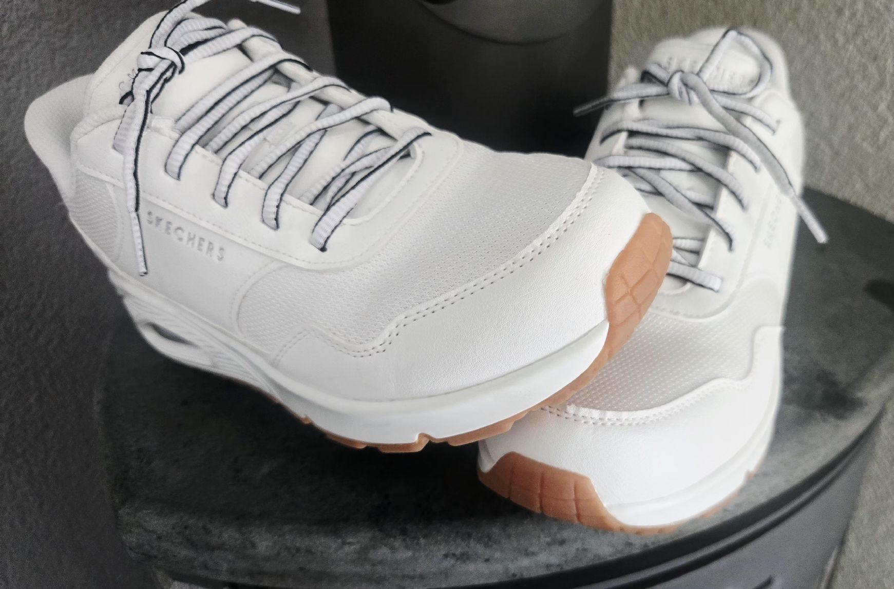 Skechers Chaussures hommes: sketchers 39 – D'occasion à Valeyres-sous-Rances par Untitled 2