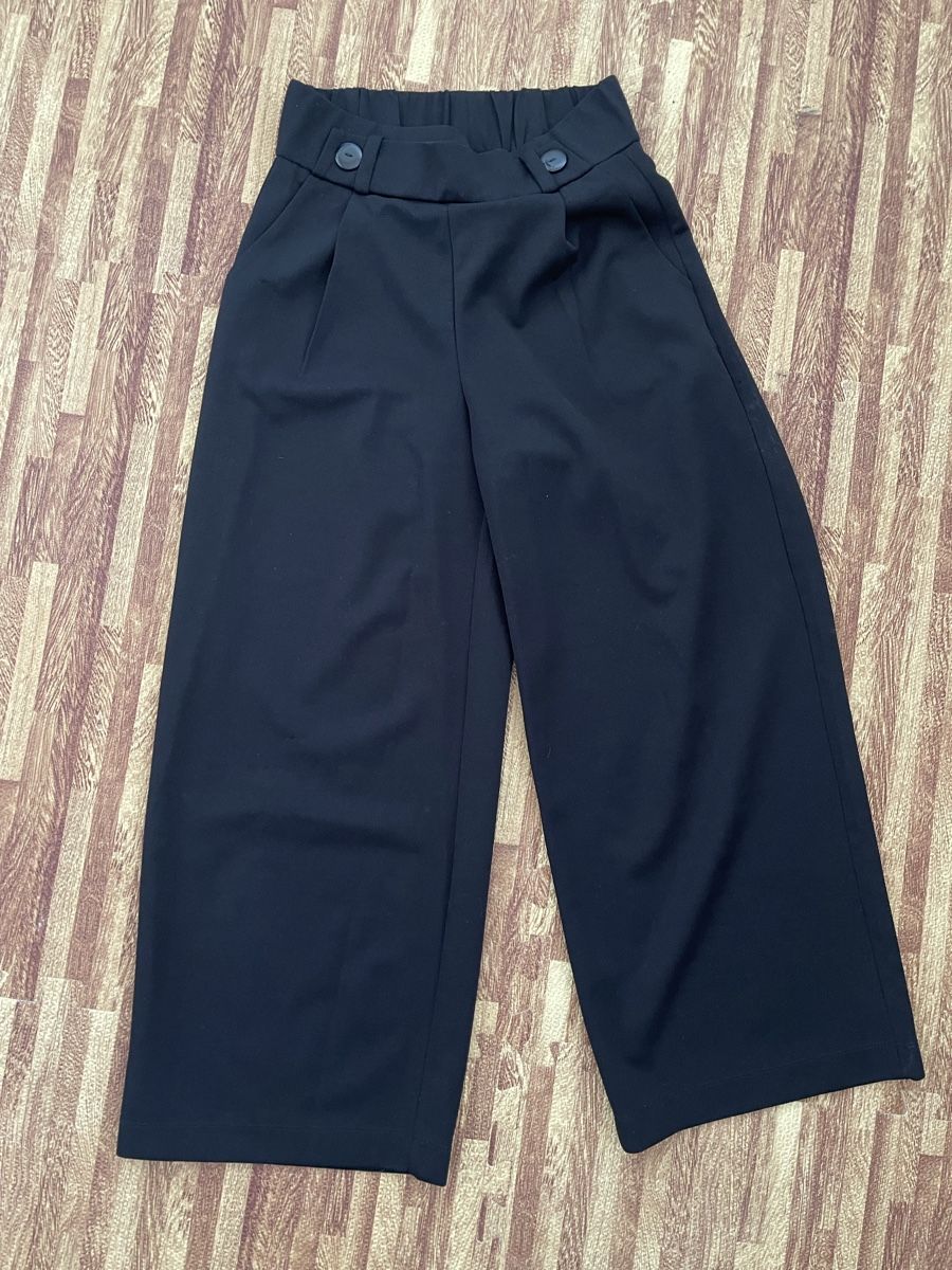 Hosen: schwarze Hose – Gebraucht aus Kriens von sru_f2fz 1